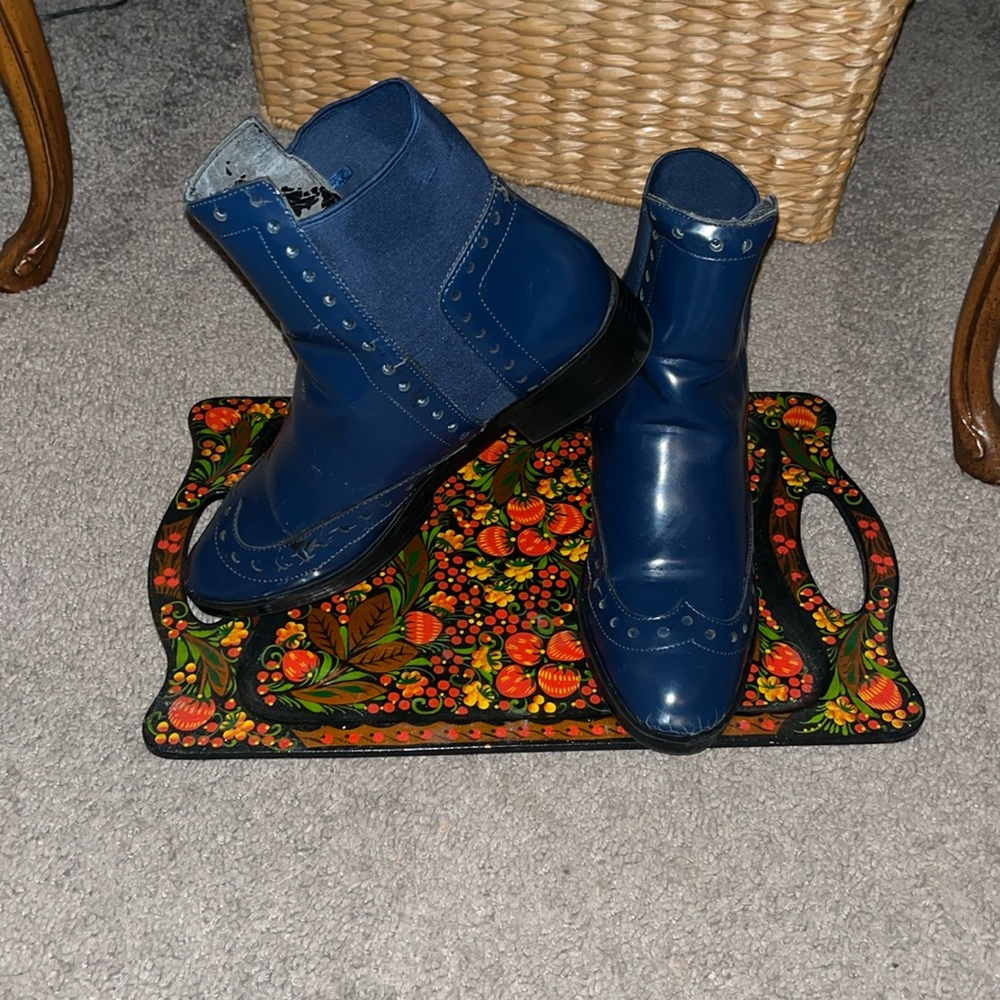Zara Navy Blue Patent Leather Ankle Boot 7.5